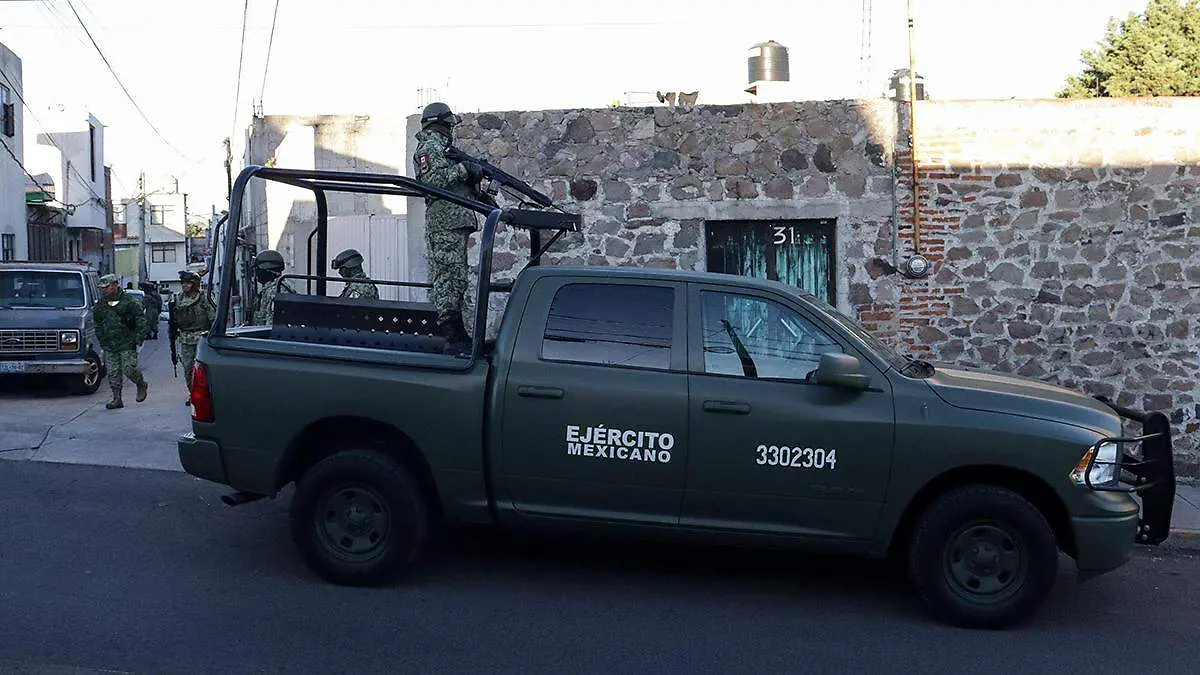 Un supuesto Guardia Nacional con antecedentes de mala conducta y que estaba en su día de descanso fue quien realizó detonaciones de arma de fuego en la junta auxiliar Ignacio Zaragoza